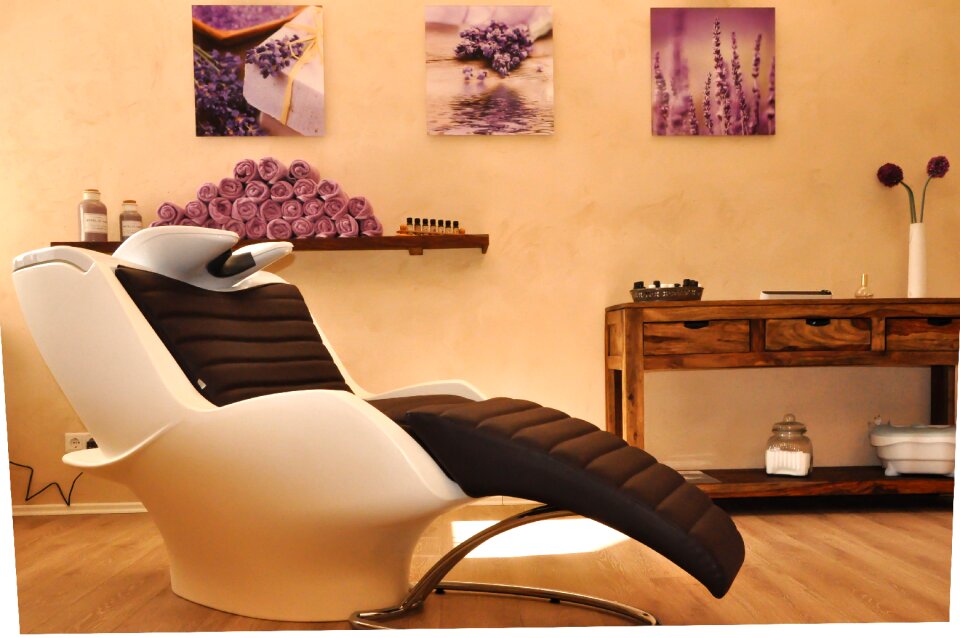 Wash coiffeur hair cut