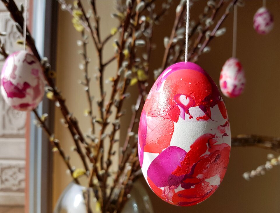 Easter greeting goose egg pink