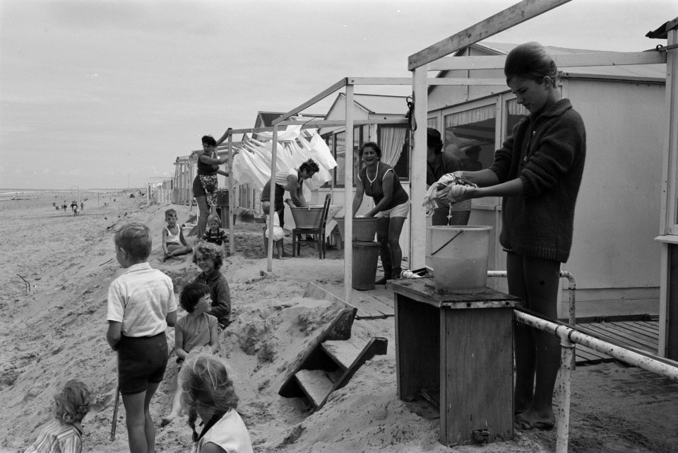 Wasdag aan het Zandvoortse strand, Bestanddeelnr 912-7213