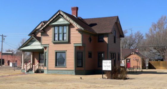Washington-Ames house (Leoti KS) from NE 1 long