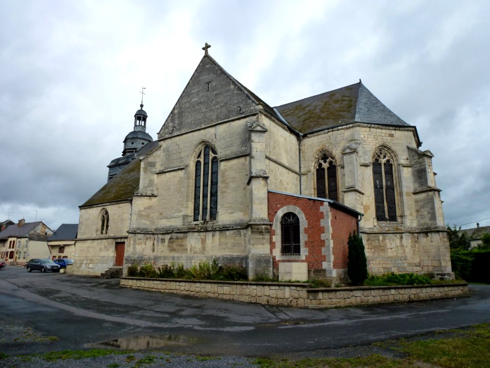 Wasigny (Ardennes) église Saint-Rémi (2)