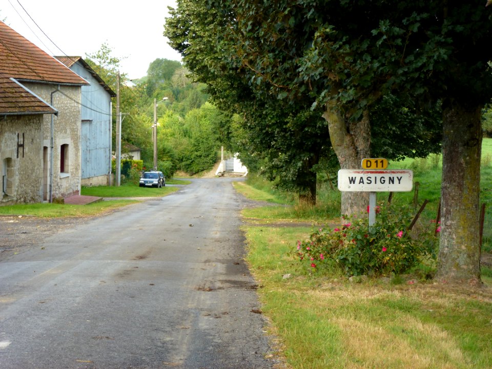 Wasigny(Ardennes) city limit sign