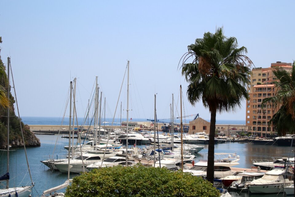 Luxury travel harbor