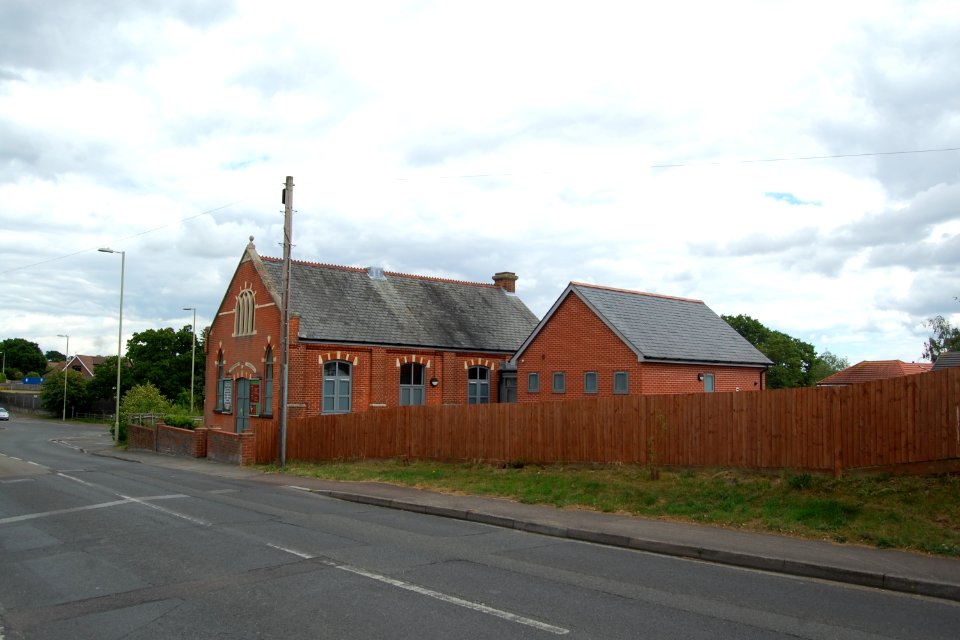 Warsash Gospel Hall (Swinton Hall), Warsash Road, Warsash (May 2019) (6)