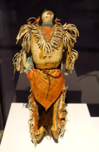 Warrior doll, Lakota - Native American collection - Peabody Museum, Harvard University - DSC05789