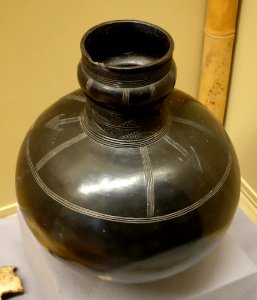 Water pot - Lunda-Chokwe - Royal Museum for Central Africa - DSC05913