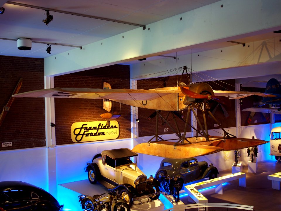 Water plane S at the Teknikens och Sjöfartens hus, Science and Maritime House pic2