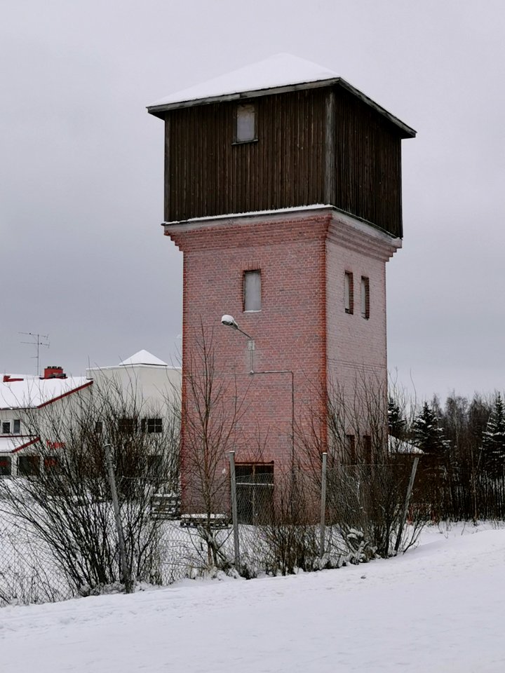 Water tower Muhos railway station 20210119 01