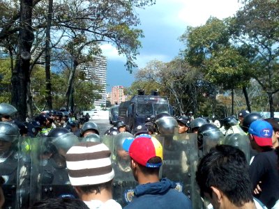 Water cannon Venezuela 2014
