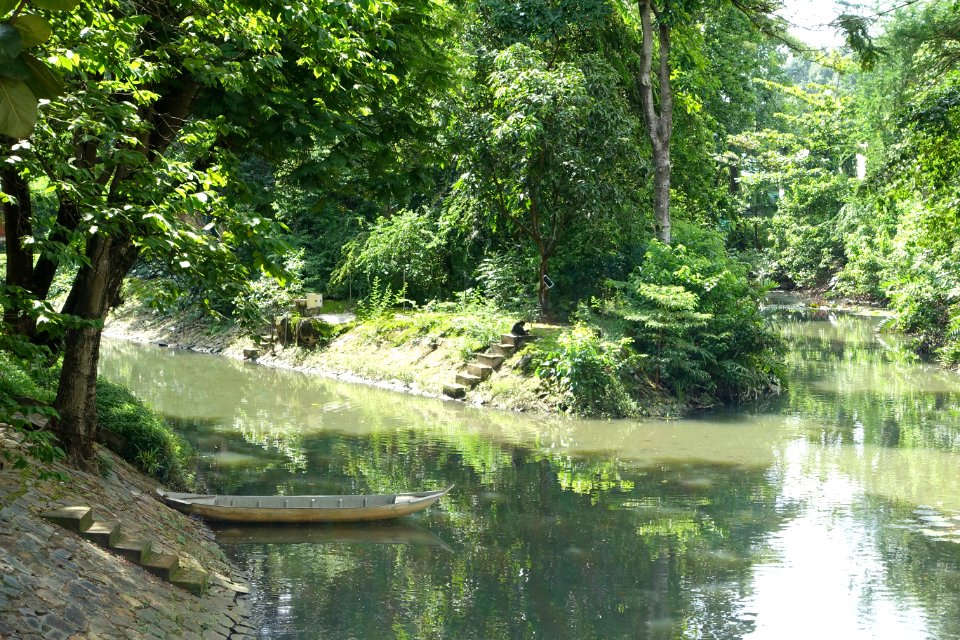 Water - Saigon Zoo and Botanical Gardens - Ho Chi Minh City, Vietnam - DSC01344