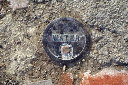 WATER - water valve cover - Cambridge, MA - DSC02482