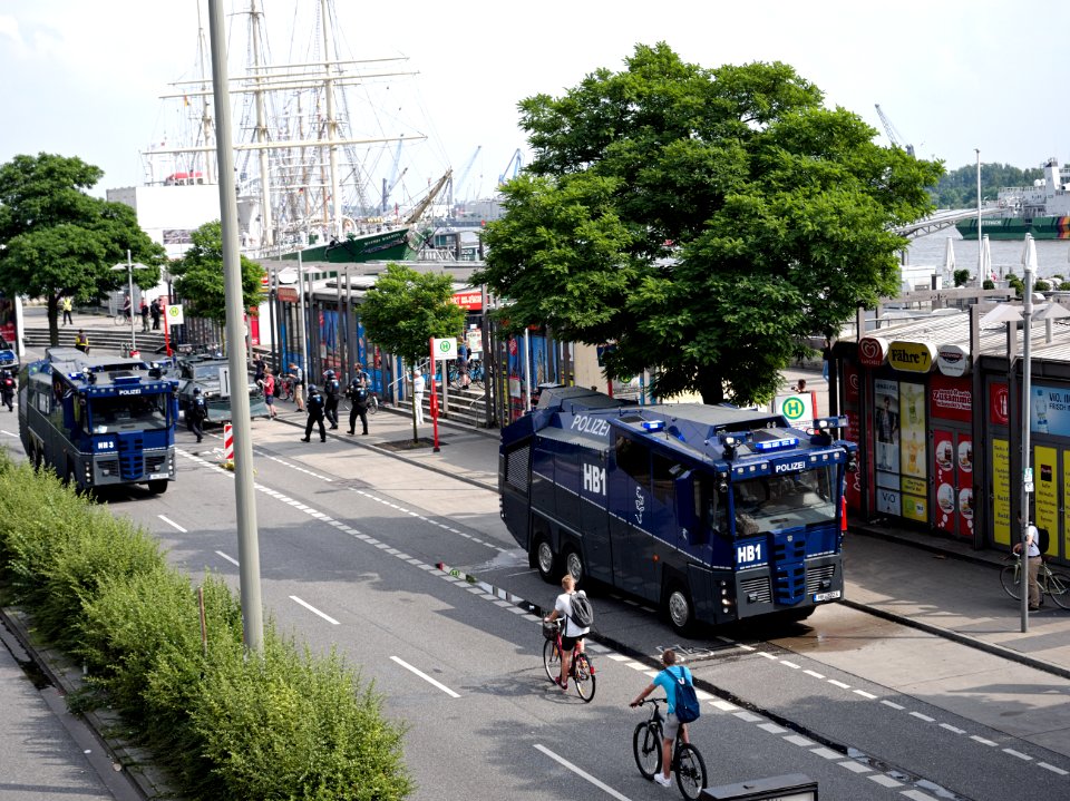 Water cannons next to the Landungsbrücken during G20 summit Hamburg 10