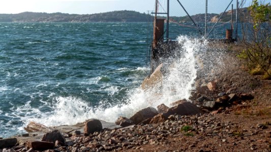 Wave splash in Brofjorden at Lahälla 5