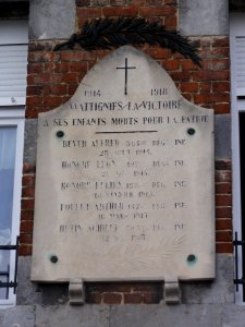 Wattignies-la-Victoire (Nord, Fr) école, plaquette morts 1914-1918