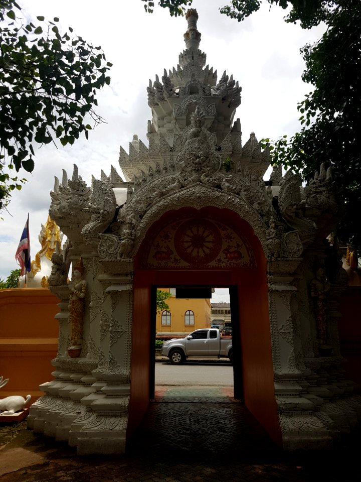 Wat Phra Sing, Chiang Rai - 2017-06-27 (004)