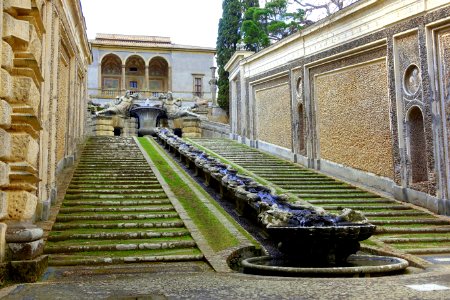 Waterchain - Villa Farnese - Caprarola, Italy - DSC02264