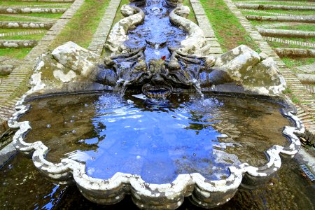 Waterchain detail - Villa Farnese - Caprarola, Italy - DSC02274