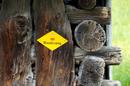 Wanderwegzeichen Gnalp – WAF 300 J FL