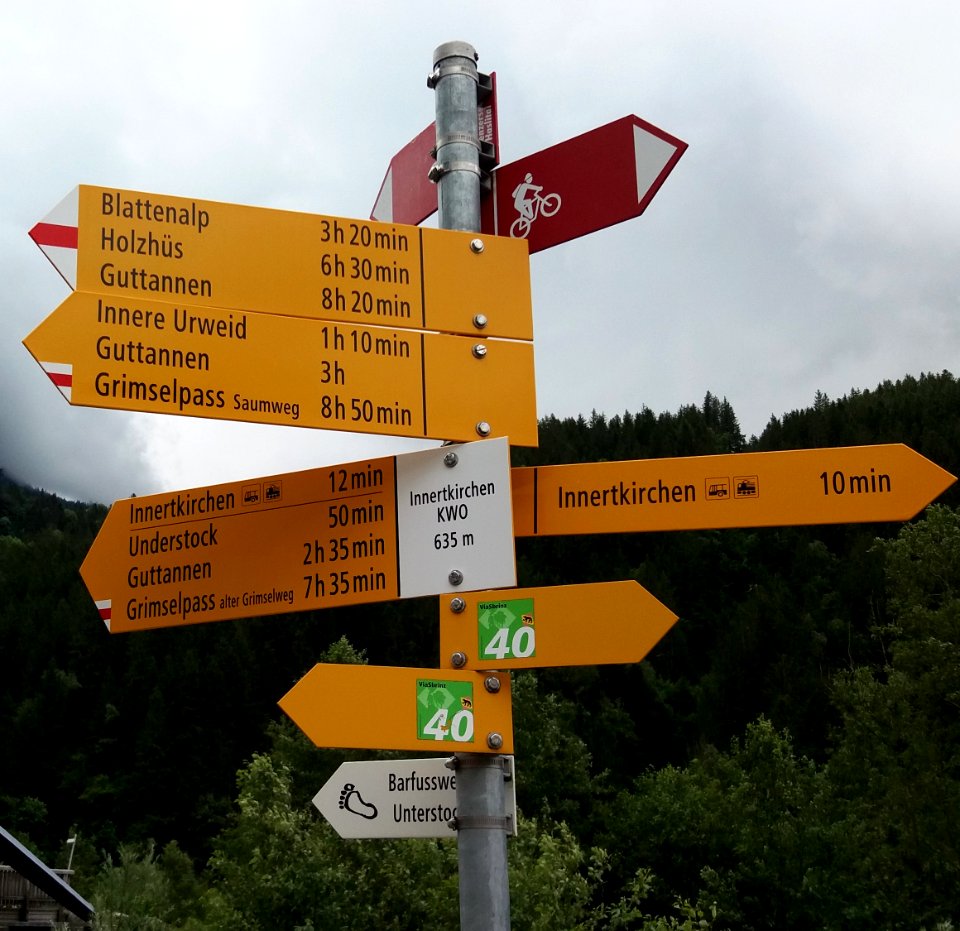 Wanderwegweiser Innertkirchen Innertkirchen KWO