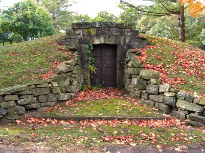 Walker Mausoleum, Highwood Cemetery, 2015-10-18, 02