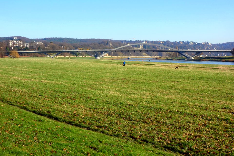 Waldschlößchenbrücke - Dresden, Germany - DSC09119