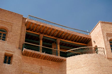 Walking around the Citadel of Erbil 10