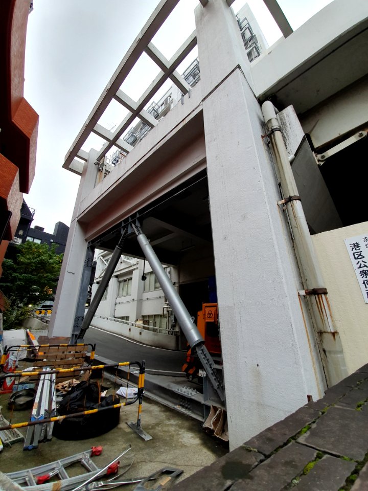 Walk in Roppongi 5-chome 7