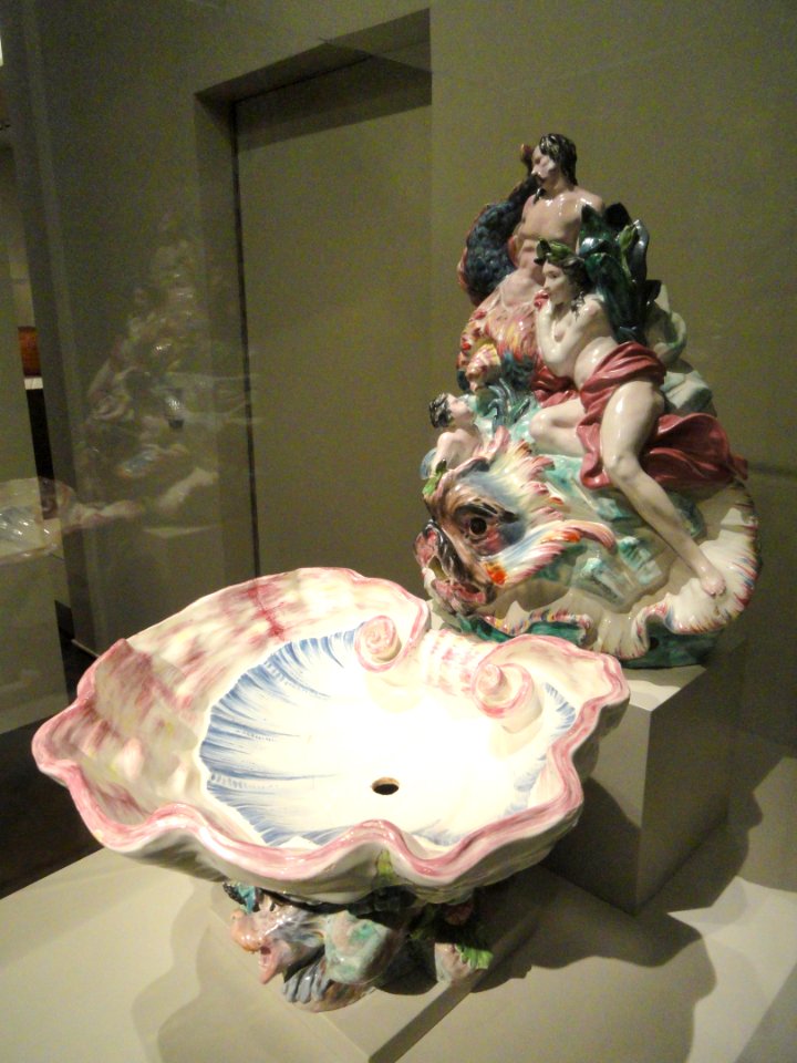 Wall Fountain and Basin, c. 1755, Sceaux Faience Manufactory, France, tin-glazed earthenware and enamels - Art Institute of Chicago - DSC09788