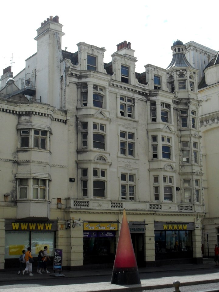 Walkabout Bar, West Street, Brighton (July 2010)