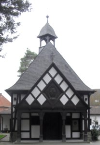 Waldfriedhof Schloss Neuhaus-Kapelle-1