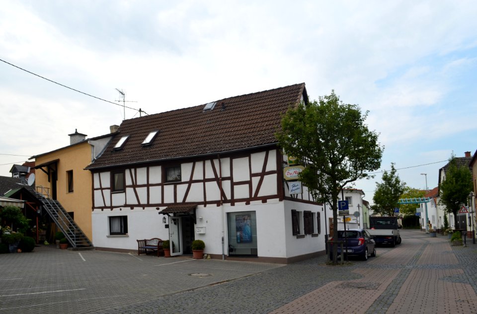Wallau, Bleichstraße 6