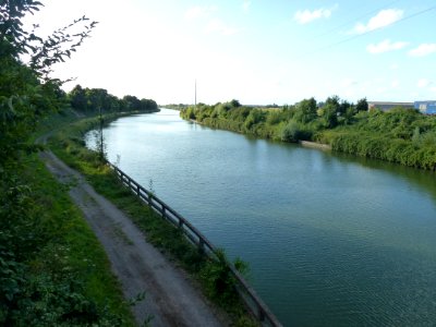 Wardrecques (Pas-de-Calais,, Fr) Canal de Neuffossé au Pont-d'Asquin (01)