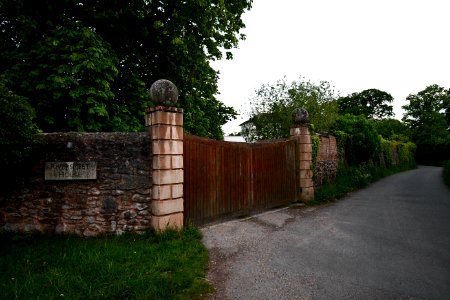 Wall of Riversmeet House 02