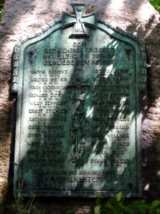 War memorials Oßmannstedt 4