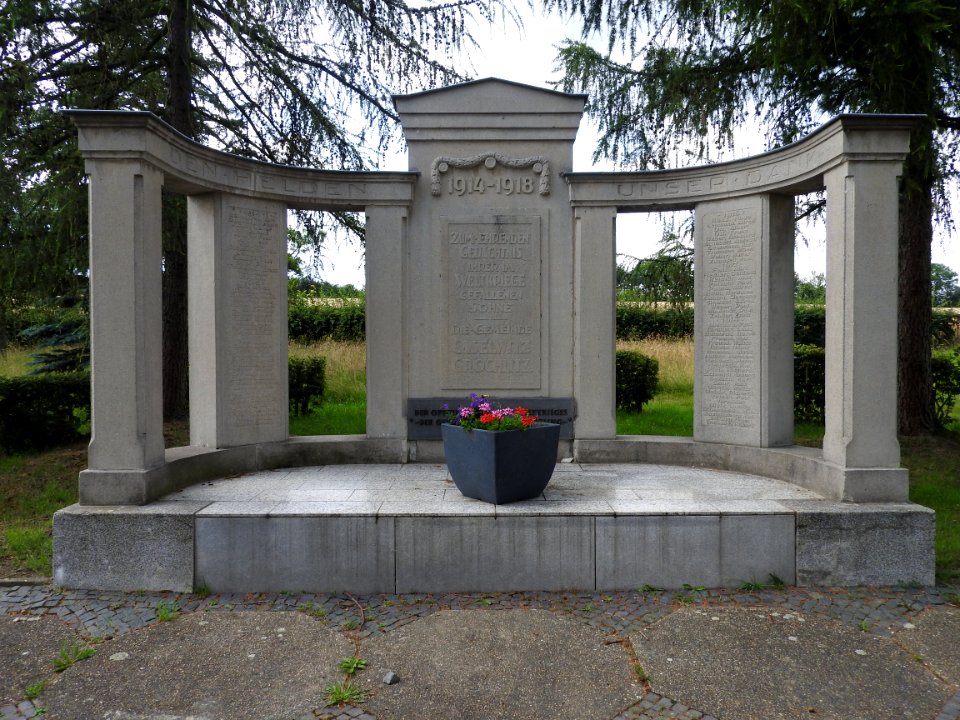 War memorial Obergrochlitz, Thuringia 1