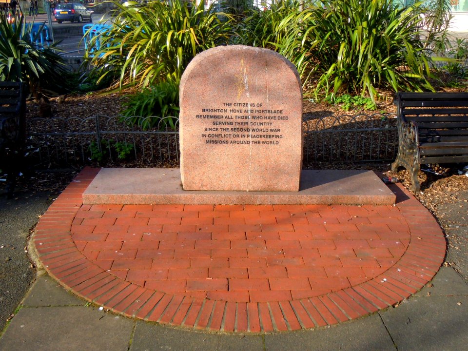 War Memorial (Post-WWII) at Old Steine Gardens, Old Steine, Brighton (April 2015)