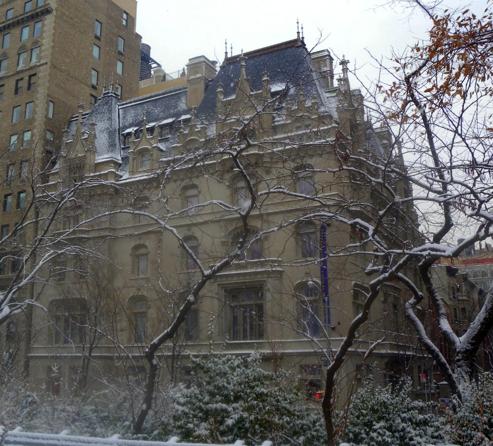 Warburg house 92 CP snowing jeh