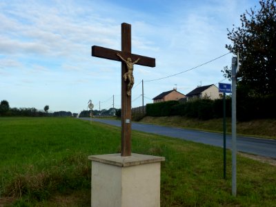 Warcq (Ardennes) croix de chemin