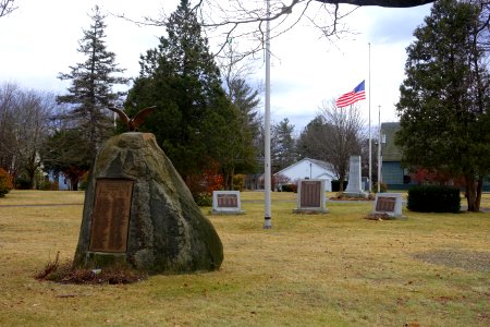 War memorials - Shirley, Massachusetts -