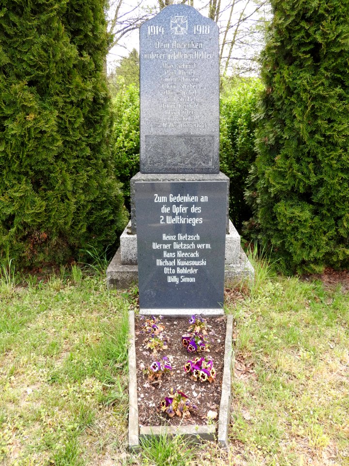 War memorial Obergeißendorf