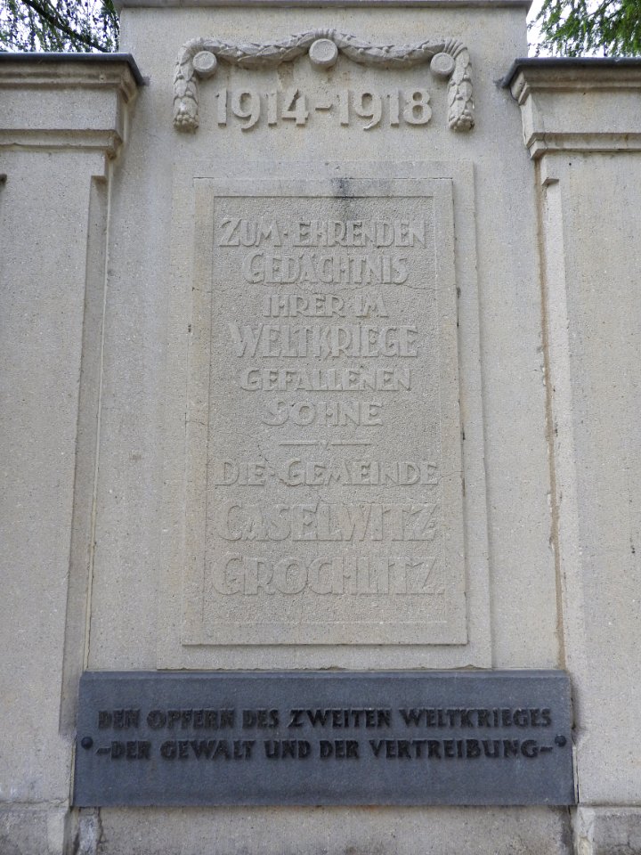 War memorial Obergrochlitz, Thuringia 2