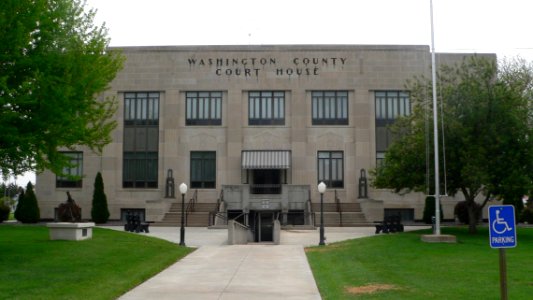 Washington County, Kansas courthouse from W 2