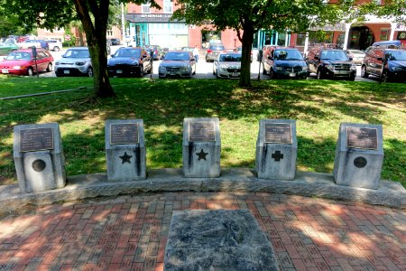 War memorials, 1 of 2 - Deschenes Oval - Nashua, New Hampshire - DSC07156