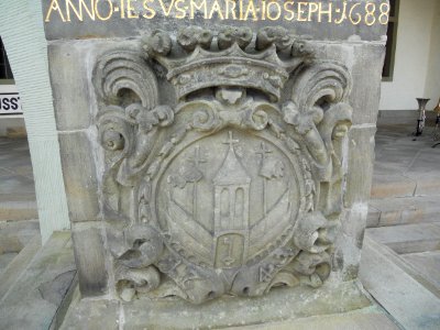 Wappenstein des oberen Tores