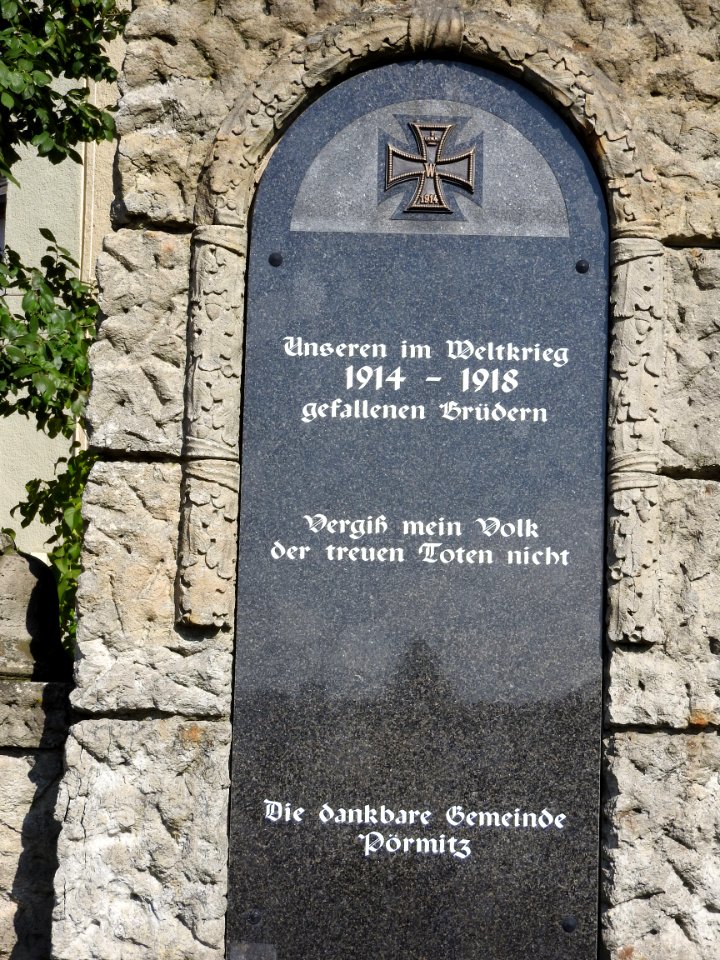 War memorial Pörmitz 4