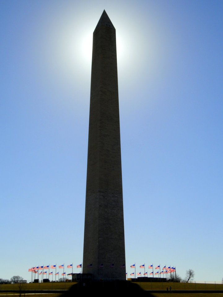 Washington Monument back lit - DSC05108