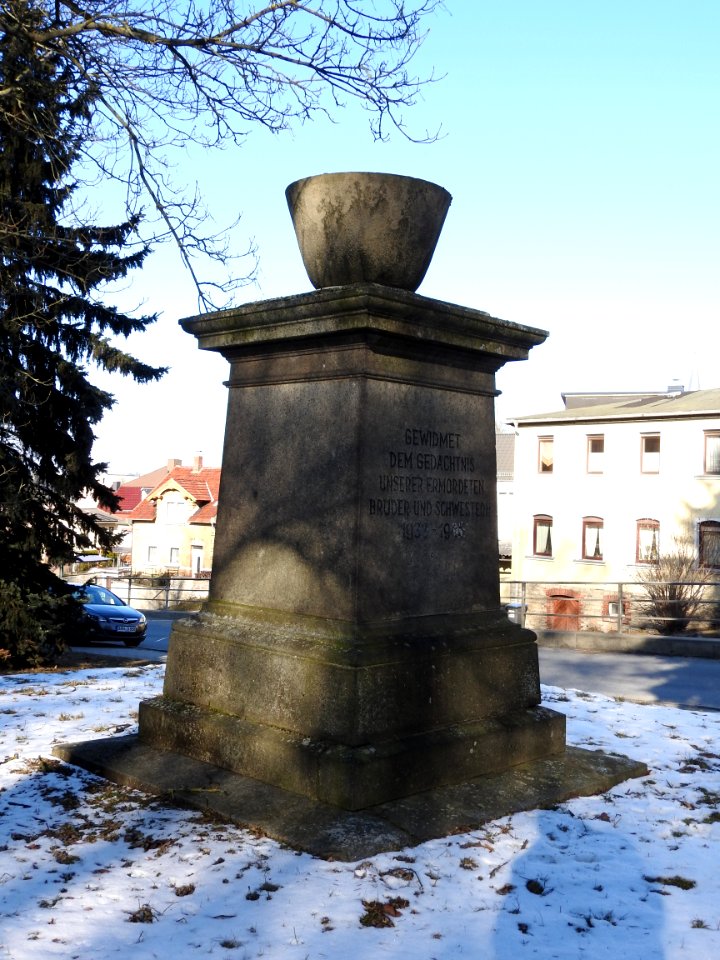 War memorial Schleiz 2