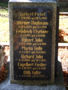War memorial Löhma 05