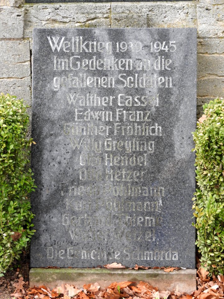 War memorial Schmorda 2