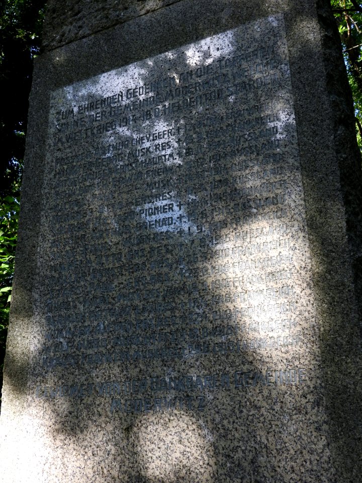 War memorial Moderwitz 4